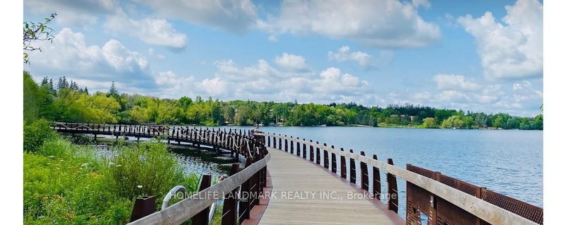 26 Capelle St, Richmond Hill, L4E 3E1 | Image 3