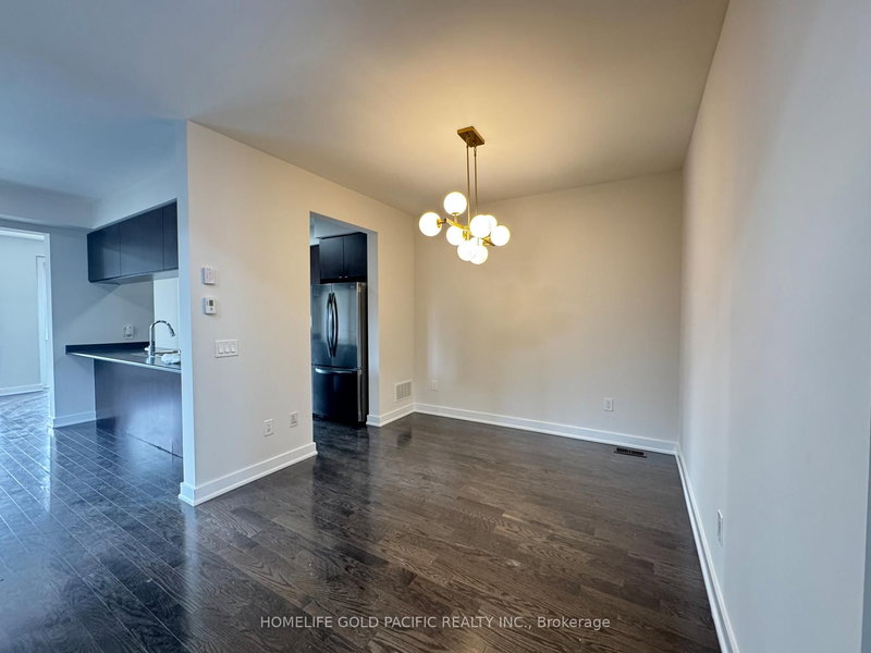 9 Dariole Dr, Richmond Hill, L4E 5B7 | Image 3