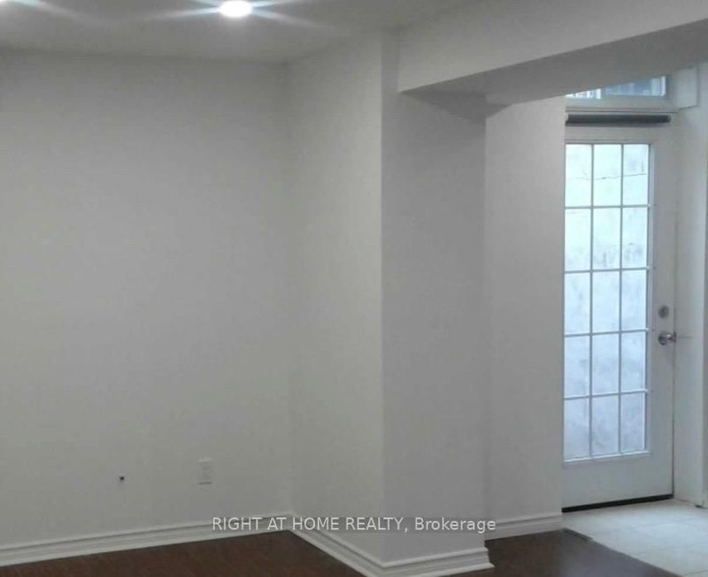 75 Maffey Cres, Richmond Hill, L4S 0A8 | Image 3