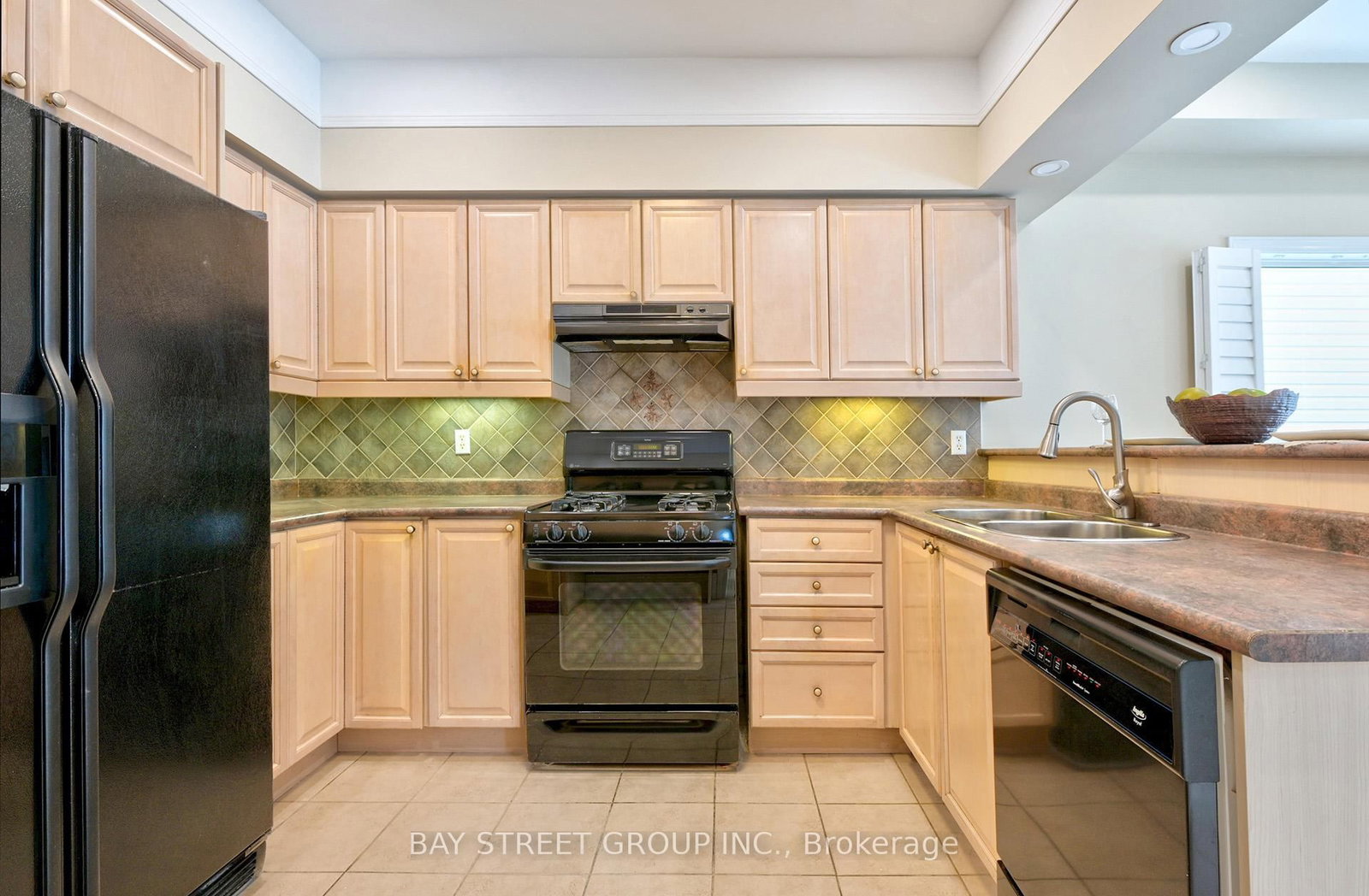 Detached House for sale at 43 English Oak Drive, Richmond Hill, Ontario, L4E 3W2 - Oak Ridges Lake Wilcox - MLS: N12938192