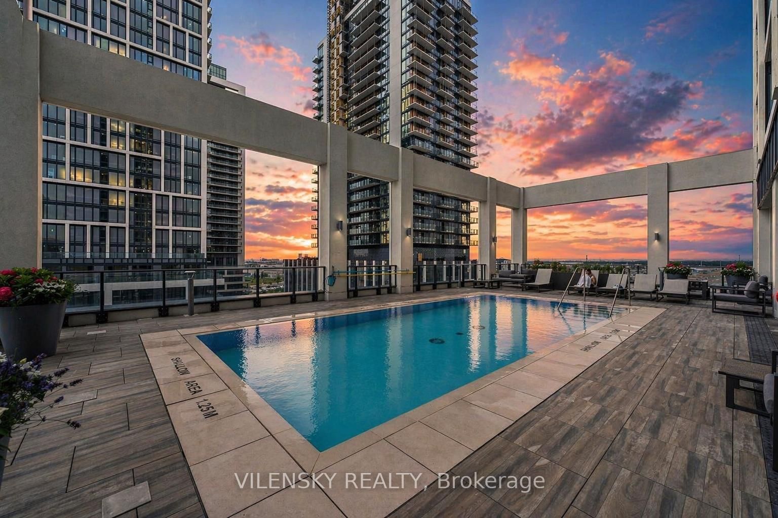 9000 Jane Street, Unit 1623 - Photo 14