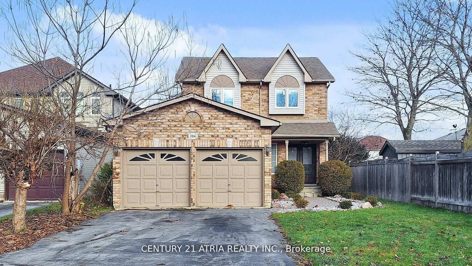 Detached House for sale at 1166 Oriole Crescent, Innisfil, Ontario, L9S 2A9 - Alcona - MLS: N12938344