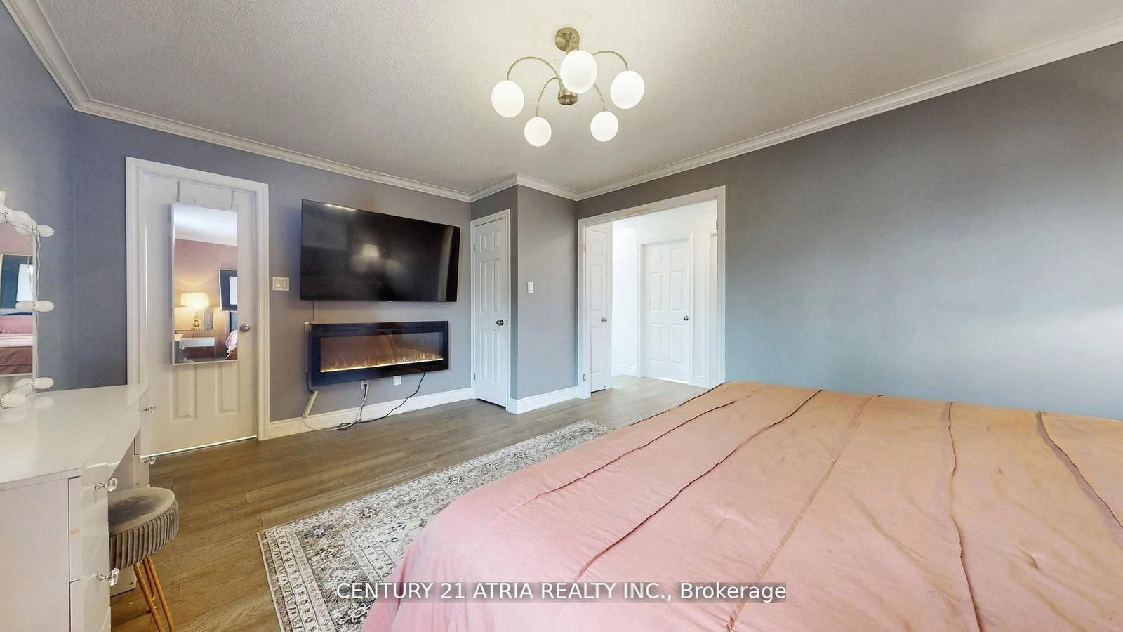 Detached House for sale at 1166 Oriole Crescent, Innisfil, Ontario, L9S 2A9 - Alcona - MLS: N12938344