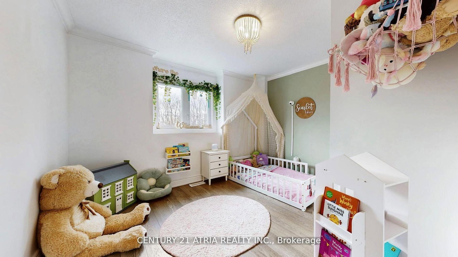 Detached House for sale at 1166 Oriole Crescent, Innisfil, Ontario, L9S 2A9 - Alcona - MLS: N12938344