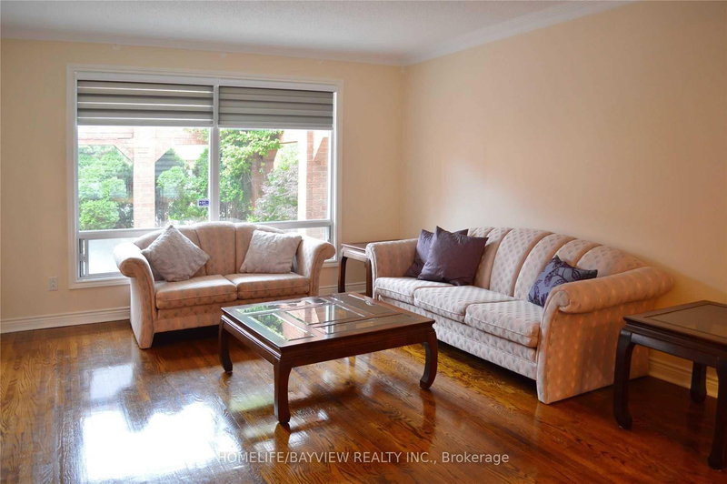 23 Arrowhead Dr, Vaughan, L4L 4A4 | Image 3