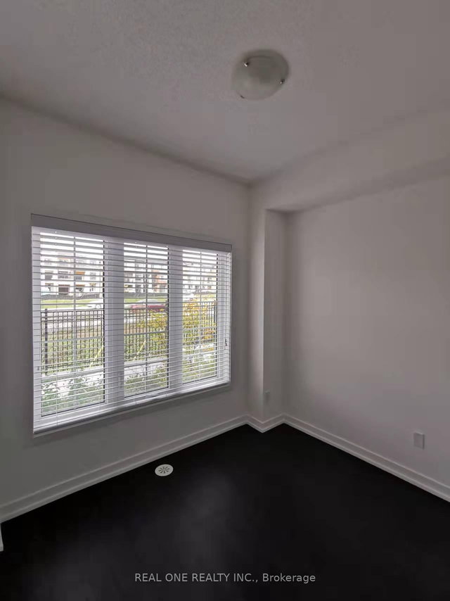 209 Harding Park Street