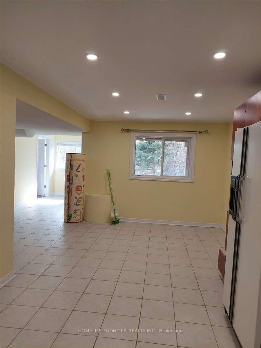 Detached House for sale at 1906 Webster Boulevard, Innisfil, Ontario, L9S 2A6 - Alcona - MLS: N12938434