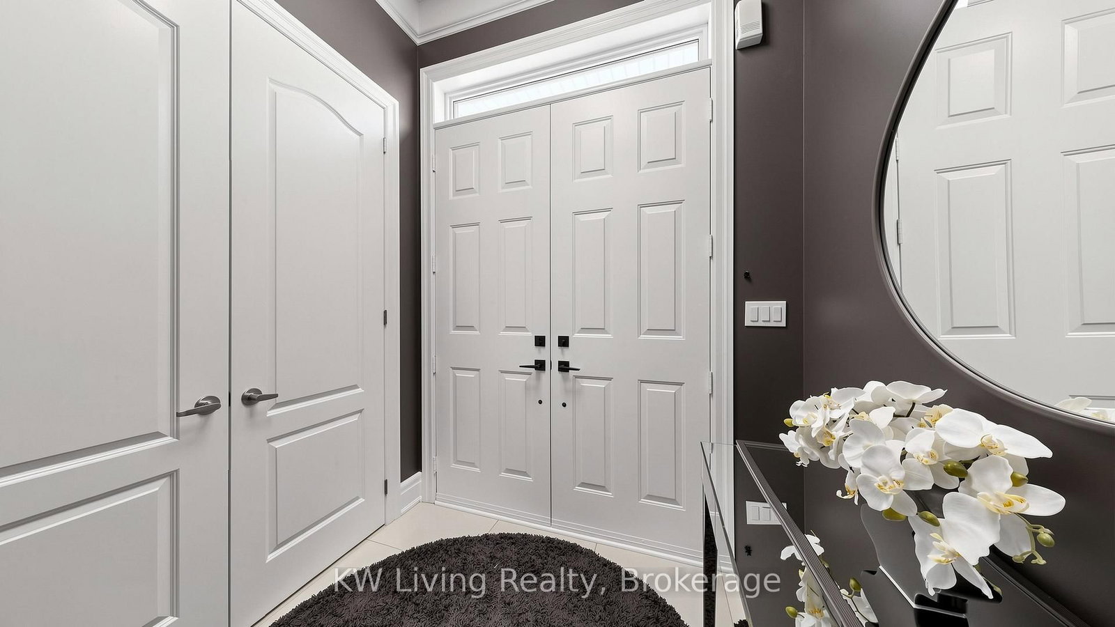 Detached House for sale at 1 Meadowsweet Lane, Richmond Hill, Ontario, L4E 1B8 - Oak Ridges Lake Wilcox - MLS: N12938552