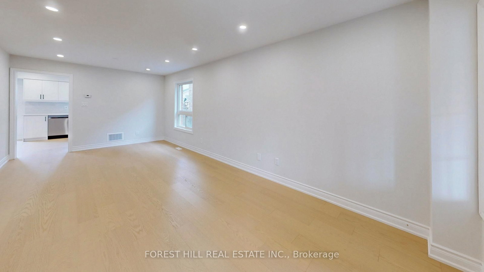 Detached House for sale at 10 Reddenhurst Crescent, Georgina, Ontario, L4P 4G1 - Keswick South - MLS: N12938824