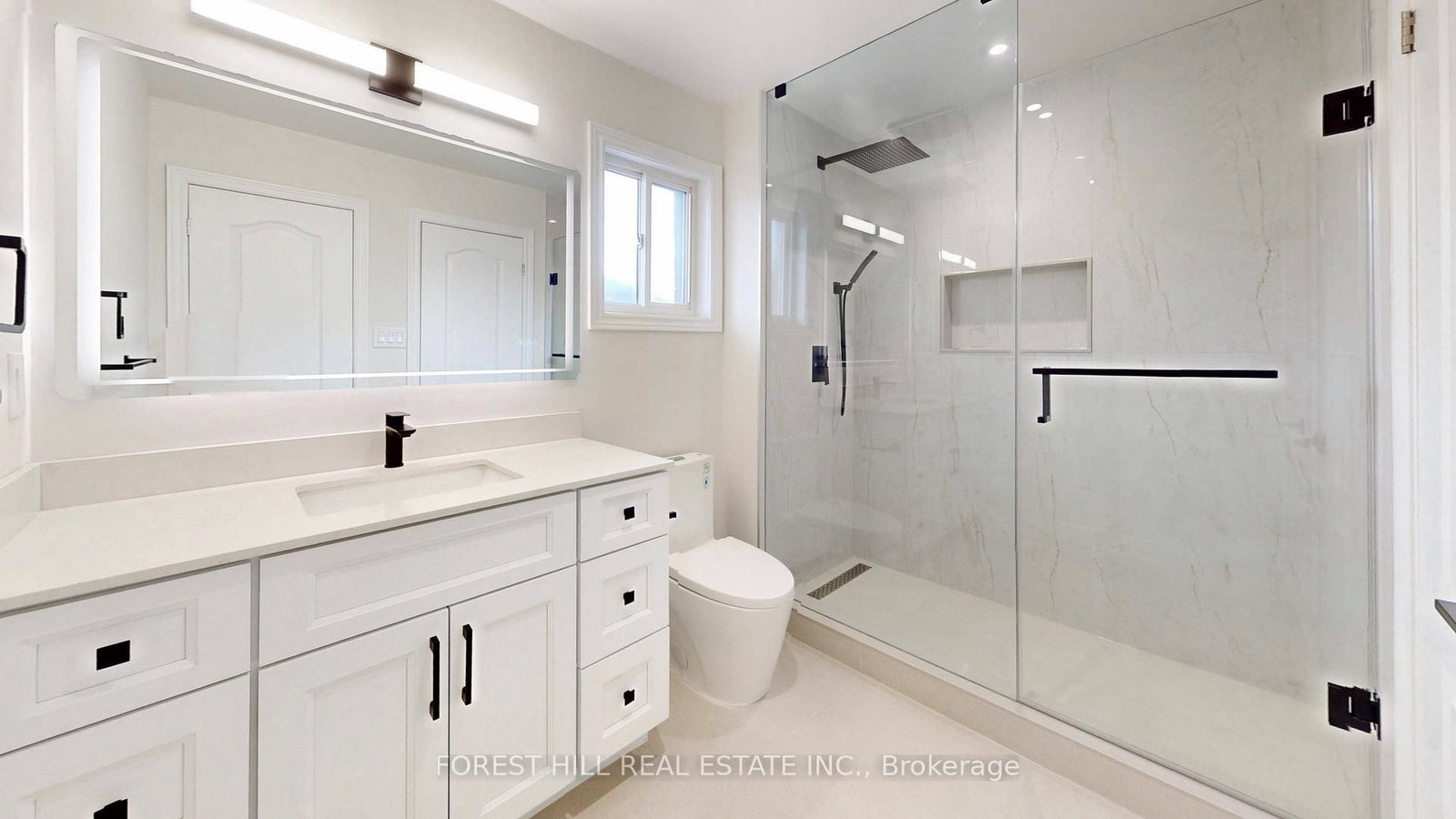 Detached House for sale at 10 Reddenhurst Crescent, Georgina, Ontario, L4P 4G1 - Keswick South - MLS: N12938824