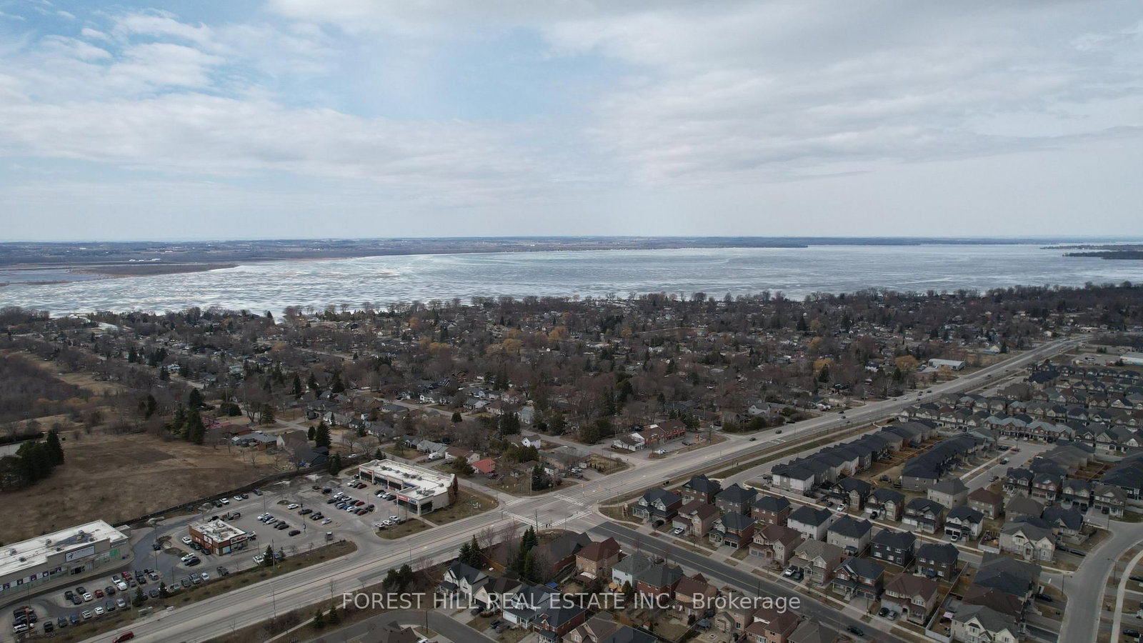 Detached House for sale at 10 Reddenhurst Crescent, Georgina, Ontario, L4P 4G1 - Keswick South - MLS: N12938824