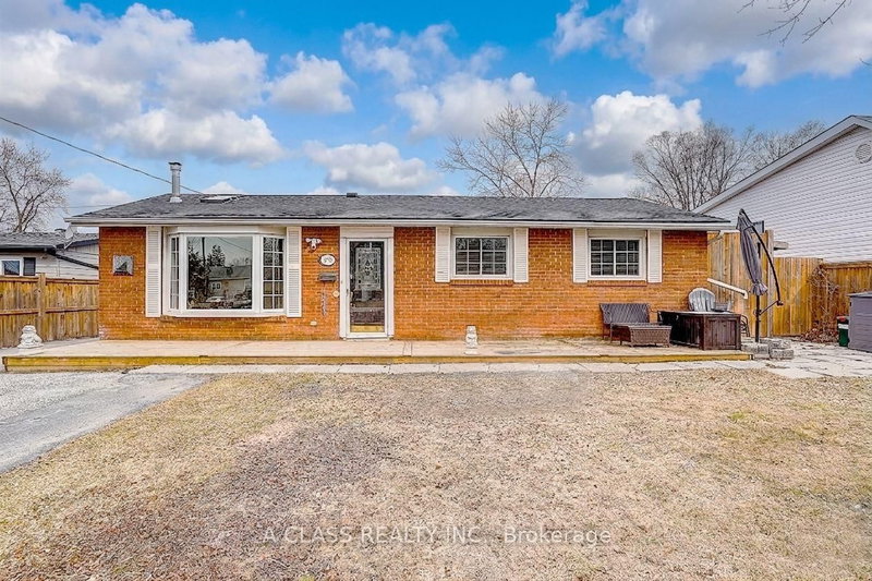298 Annshiela Dr, Georgina, L4P 3A5 | Image 2