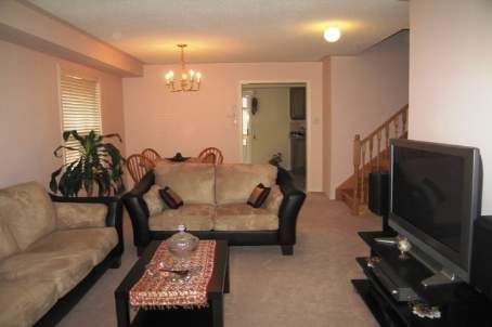 84 Andriana Cres, Markham, L6B0C8 | Image 3