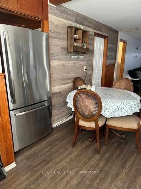 48 Moray Ave, Richmond Hill, L4E 3C3 | Image 3