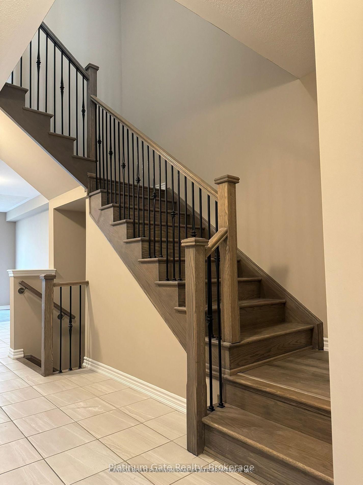 Townhouse for sale at 2259 Grainger Loop, Innisfil, Ontario, L9S 0N1 - Alcona - MLS: N12940930