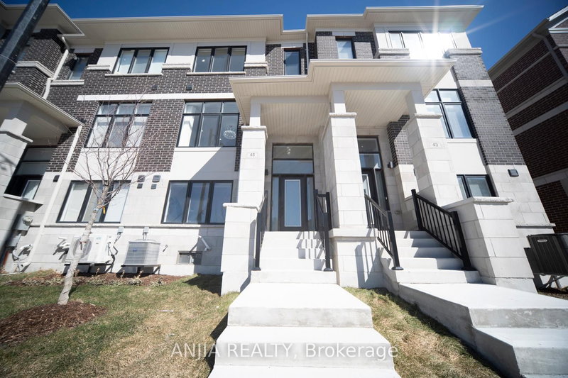 45 Kahshe Lane W, Richmond Hill, L4S 0N9 | Image 3