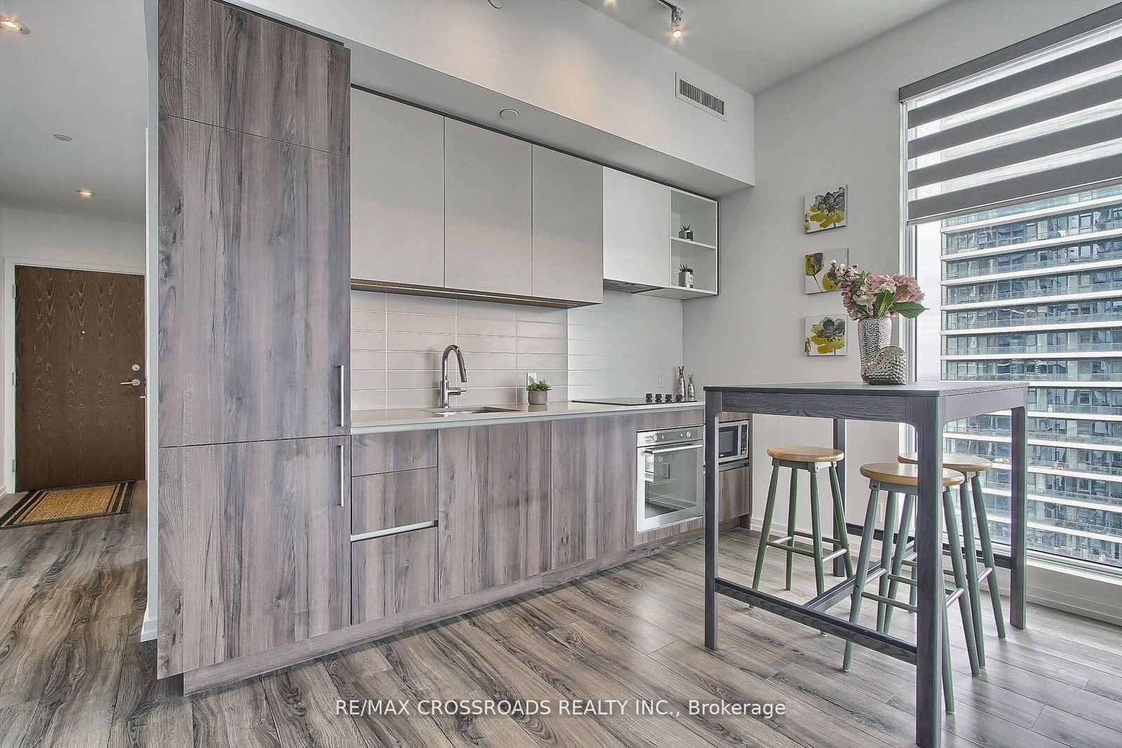 1000 Portage Parkway, Unit 2511 - Photo 9