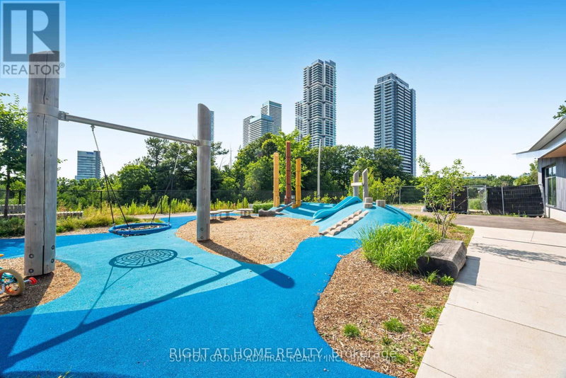 1009 - 2916 Highway 7 Rd, Vaughan, L4K 0K6 | Image 3