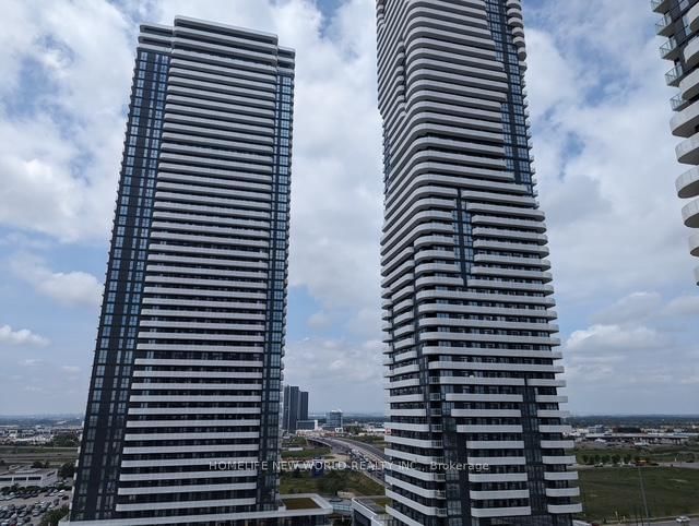 1601 - 28 Interchange Way Avenue