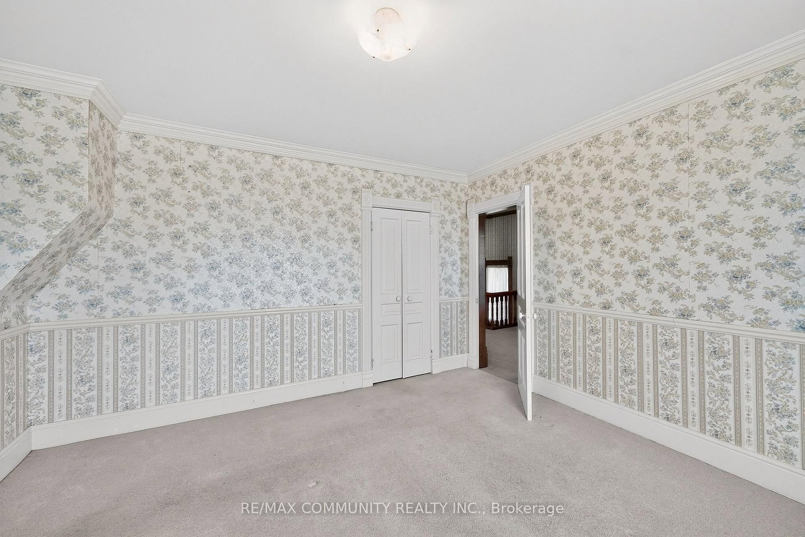 Detached House for sale at 28 Queen Street, Innisfil, Ontario, L0L 1L0 - Cookstown - MLS: N12942472