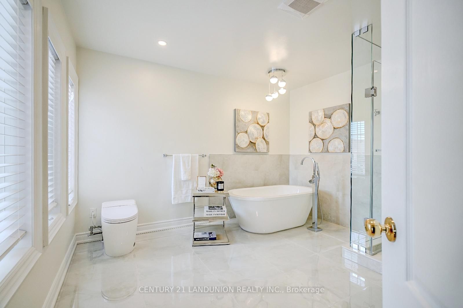 Detached House for sale at 17 Monaco Crescent, Richmond Hill, Ontario, L4S 1X6 - Rouge Woods - MLS: N12942728