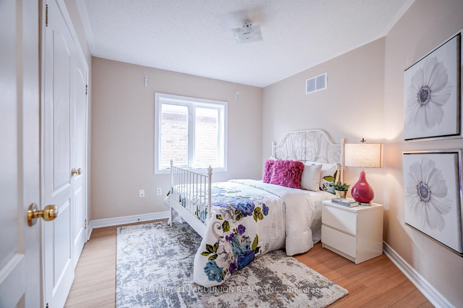 Detached House for sale at 17 Monaco Crescent, Richmond Hill, Ontario, L4S 1X6 - Rouge Woods - MLS: N12942728