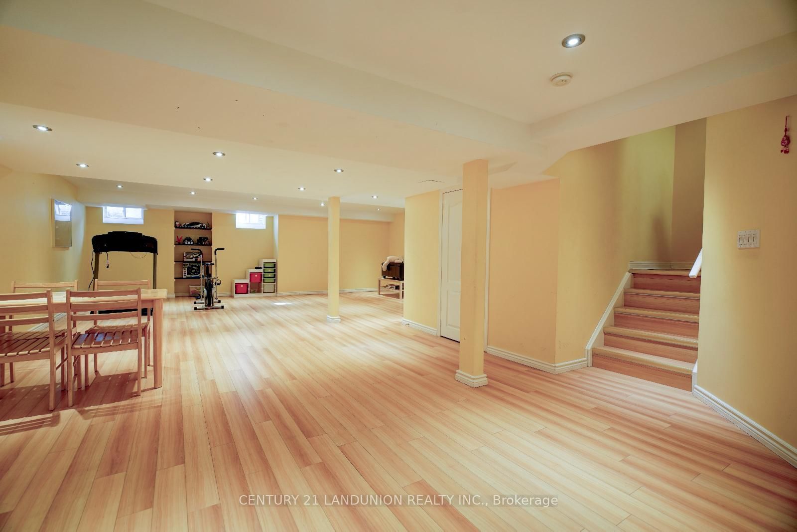 Detached House for sale at 17 Monaco Crescent, Richmond Hill, Ontario, L4S 1X6 - Rouge Woods - MLS: N12942728