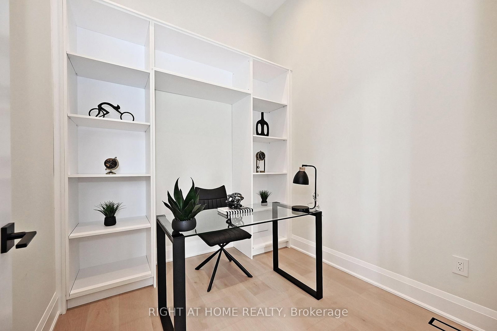 170 Lucas Street, Unit 170 - Photo 19