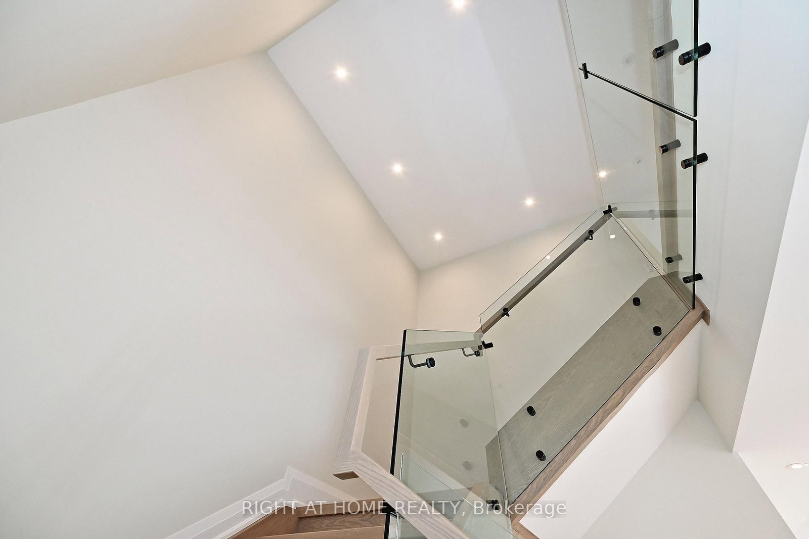 170 Lucas Street, Unit 170 - Photo 21