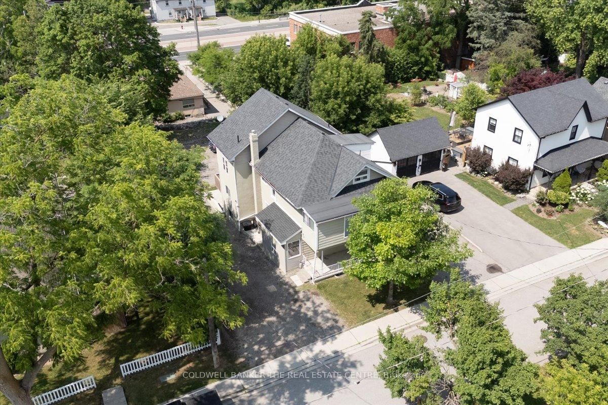 379 Simcoe St, Newmarket, view 11