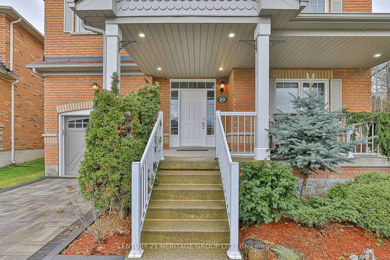 20 Trish Dr, Richmond Hill, L4E 5C5 | Image 2