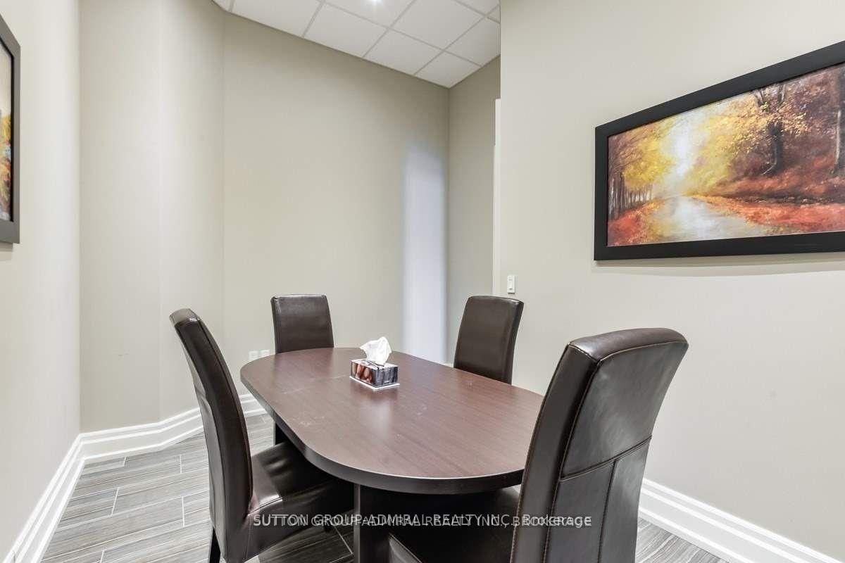 10376 Yonge Street, Unit 105 - Photo 13