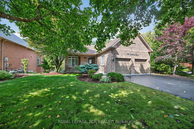 932 Shadrach Dr, Newmarket, L3X 2H4 | Image 2