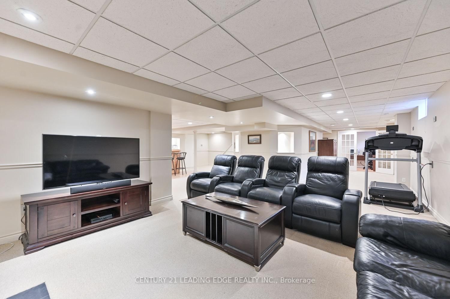 Detached House for sale at 5 Sawyer Crescent, Markham, Ontario, L3P 5V1 - Markham Village - MLS: N12943620