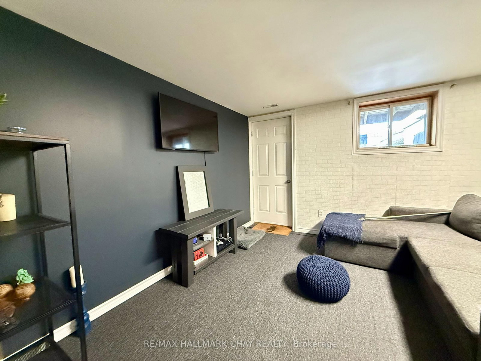 Townhouse for sale at 60 Osborn Street, Essa, Ontario, L0M 1B0 - Angus - MLS: N12943810