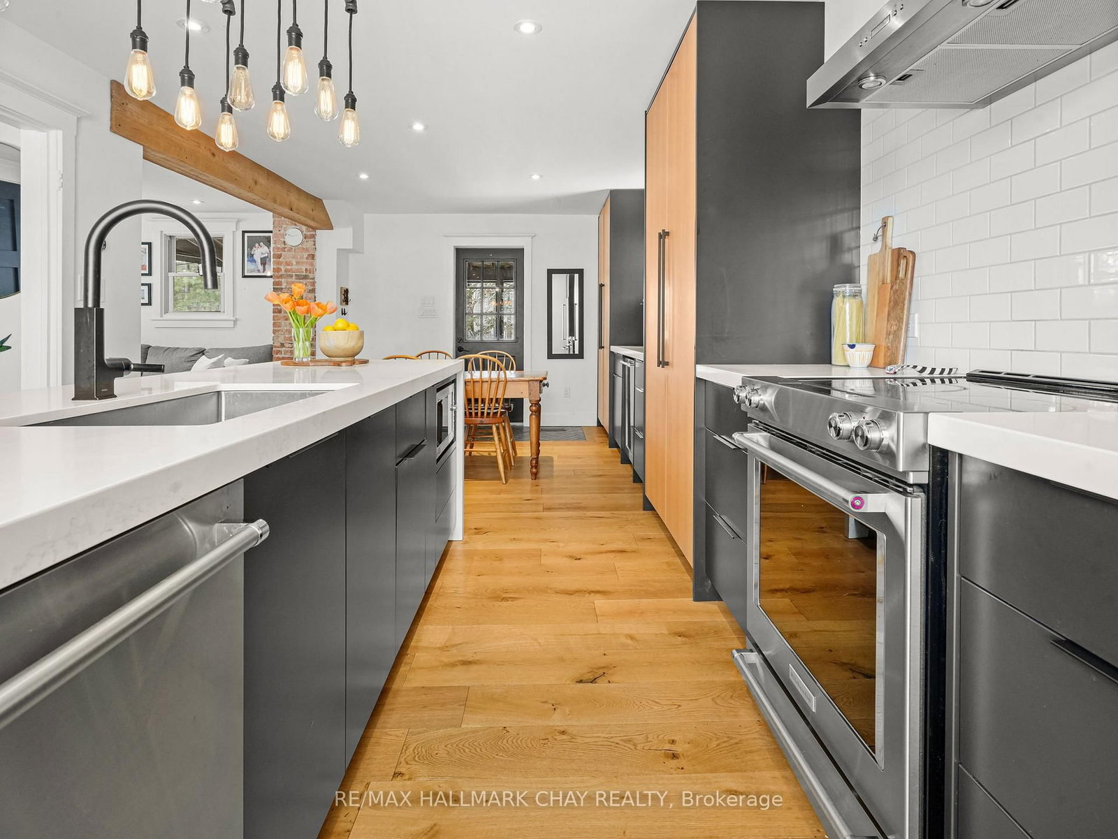 Detached House for sale at 80 Church Street, New Tecumseth, Ontario, L9R 1E4 - Alliston - MLS: N12943998