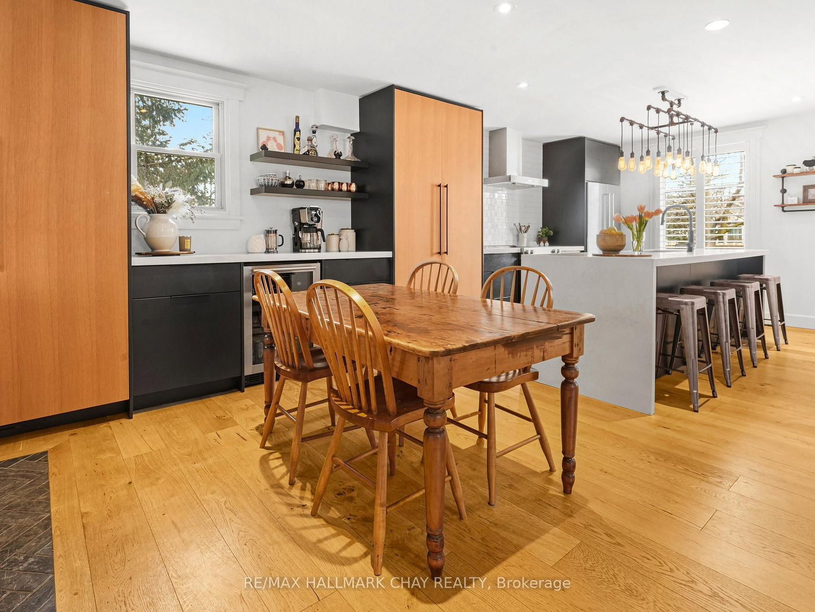 Detached House for sale at 80 Church Street, New Tecumseth, Ontario, L9R 1E4 - Alliston - MLS: N12943998