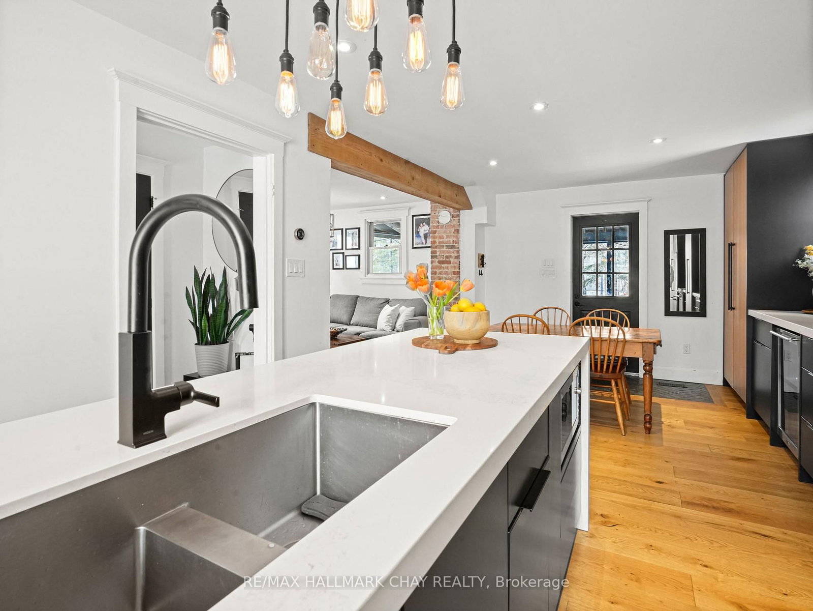 Detached House for sale at 80 Church Street, New Tecumseth, Ontario, L9R 1E4 - Alliston - MLS: N12943998