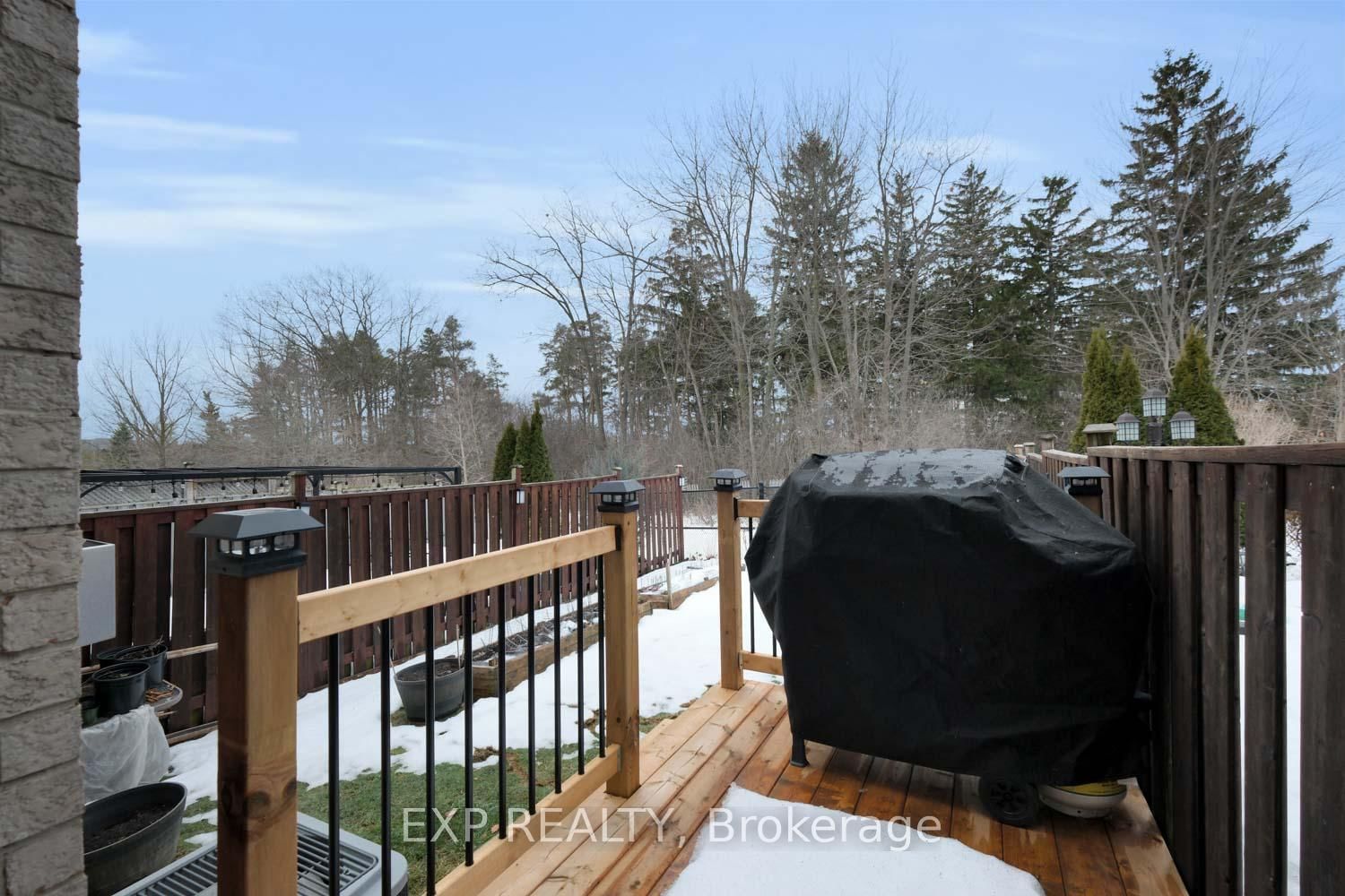 Townhouse for sale at 24 Williams Street, Markham, Ontario, L6C 0C2 - Berczy - MLS: N12944186