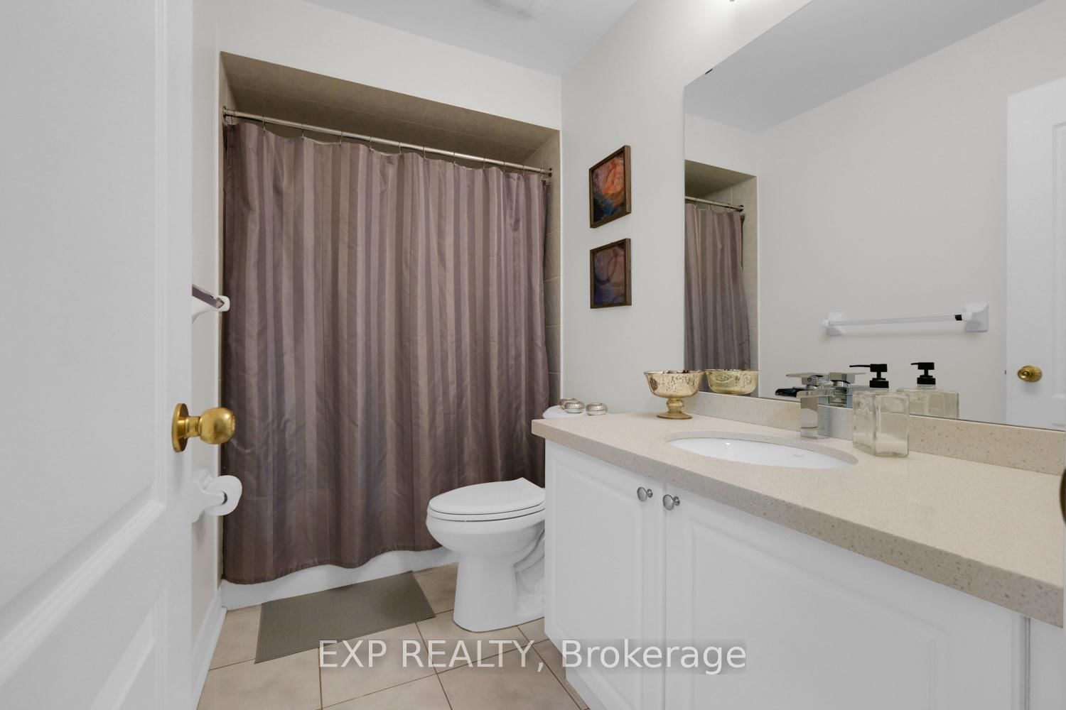 Townhouse for sale at 24 Williams Street, Markham, Ontario, L6C 0C2 - Berczy - MLS: N12944186