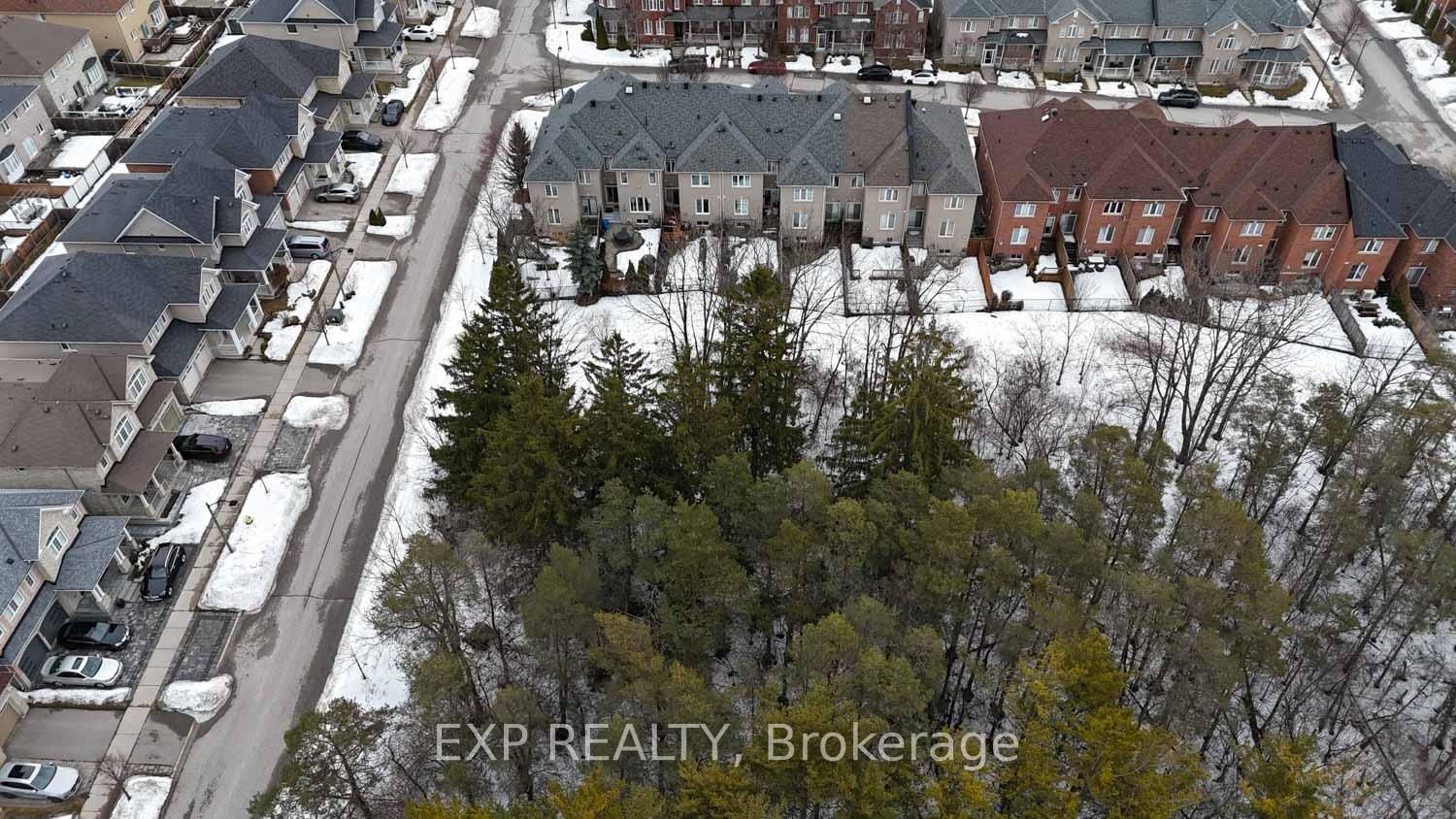 Townhouse for sale at 24 Williams Street, Markham, Ontario, L6C 0C2 - Berczy - MLS: N12944186