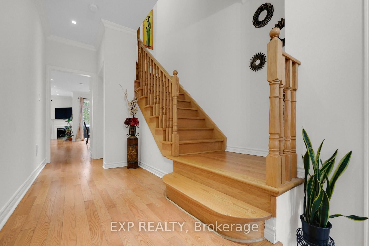 Townhouse for sale at 24 Williams Street, Markham, Ontario, L6C 0C2 - Berczy - MLS: N12944186