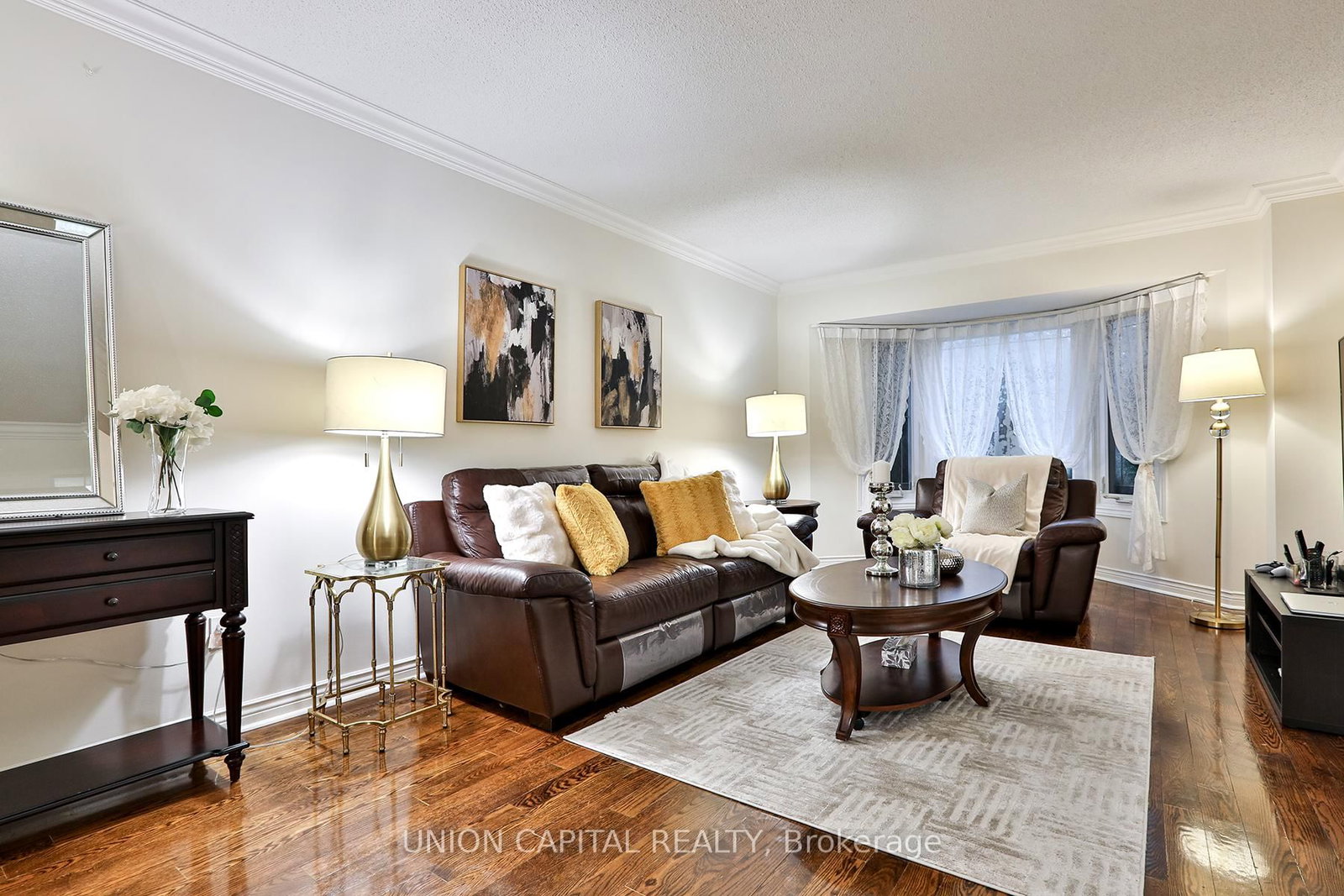 Detached House for sale at 2 Mair Court, Richmond Hill, Ontario, L4C 7S1 - North Richvale - MLS: N12944232