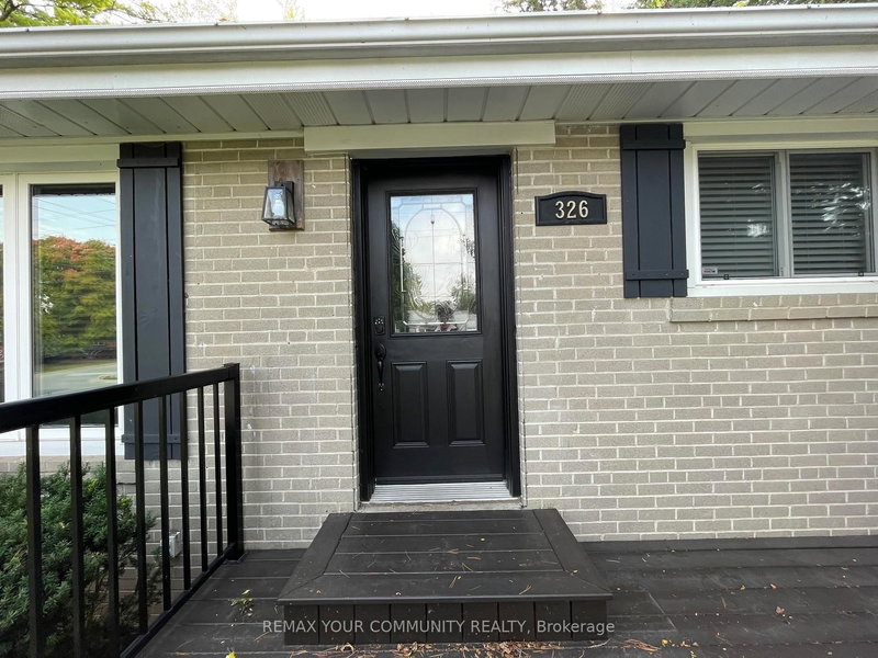 326 Rupert Ave, Whitchurch-Stouffville, L4A 1C9 | Image 3