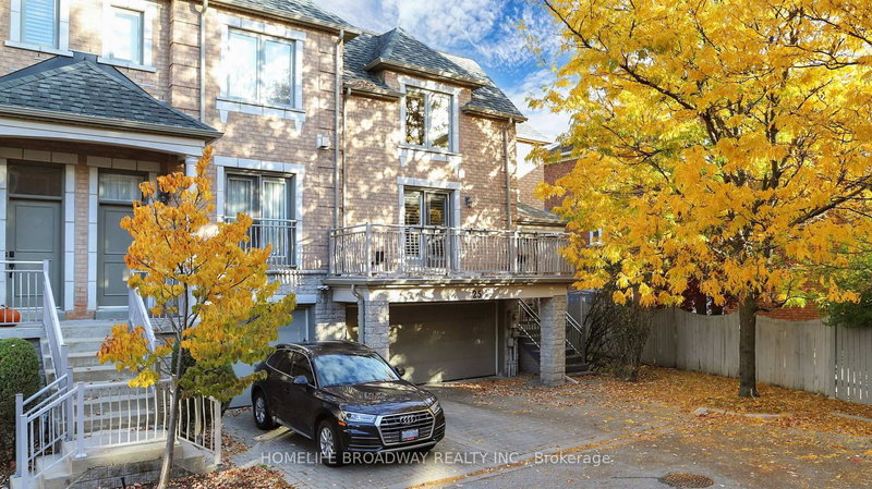 TH25 - 9133 Bayview Ave, Richmond Hill, L4B 4C5 | Image 2