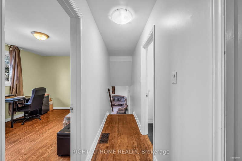 19200 2nd Concession Rd N, East Gwillimbury, L9N 0H3 | Image 3