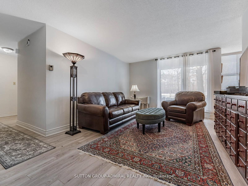 108 - 80 Inverlochy Blvd, Markham, L3T 4P3 | Image 2