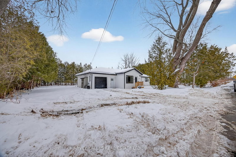 22 Second St, Georgina, L0E 1E0 | Image 2