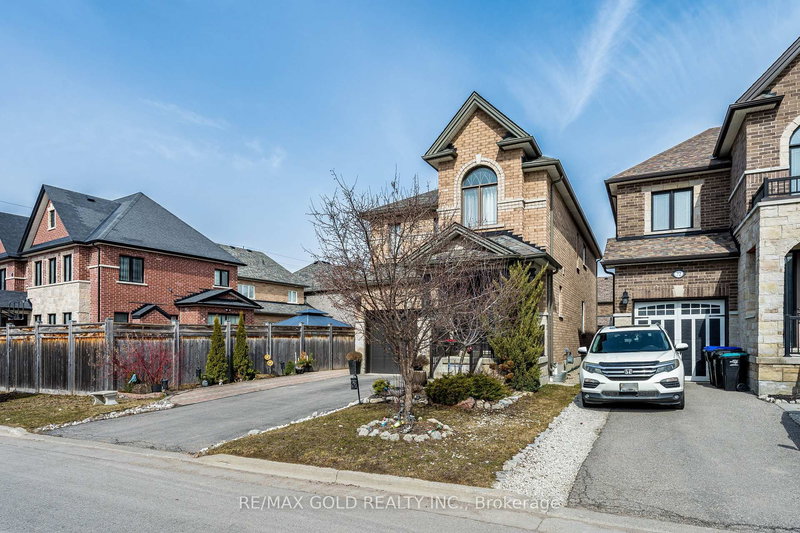 74 Walker Blvd, New Tecumseth, L9R 0N3 | Image 3