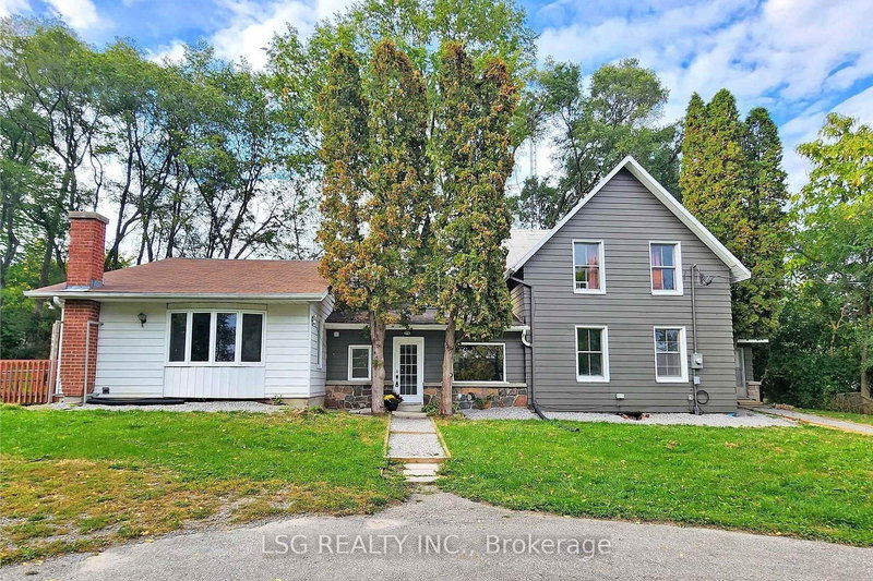 Main - 754 The Queensway S, Georgina, L4P 4C9 | Image 2